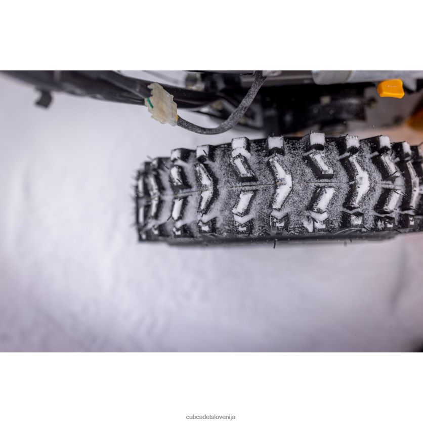 Cub Cadet 3x 26\ snežna freza opremo XL2JH4231