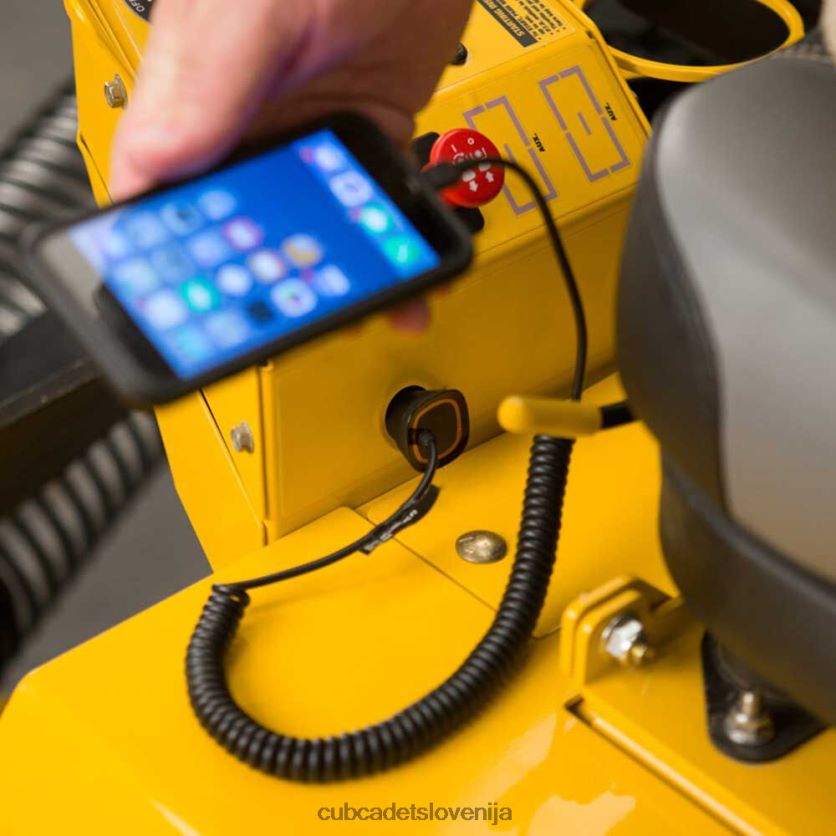 Cub Cadet Komplet 12 voltne vtičnice pripomoček XL2JH4298