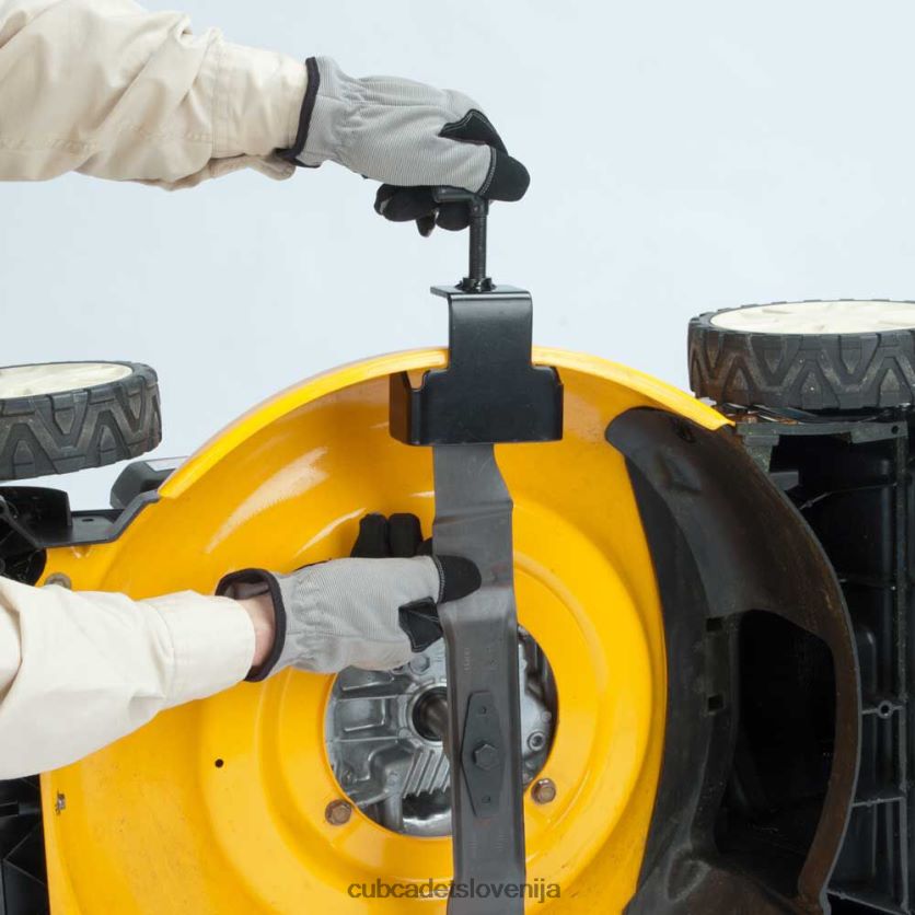 Cub Cadet orodje za odstranjevanje rezila pripomoček XL2JH4210