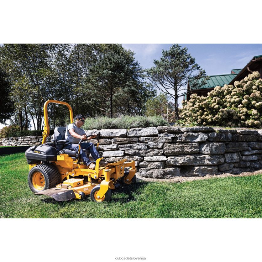 Cub Cadet pro z 554 l kw opremo XL2JH4273