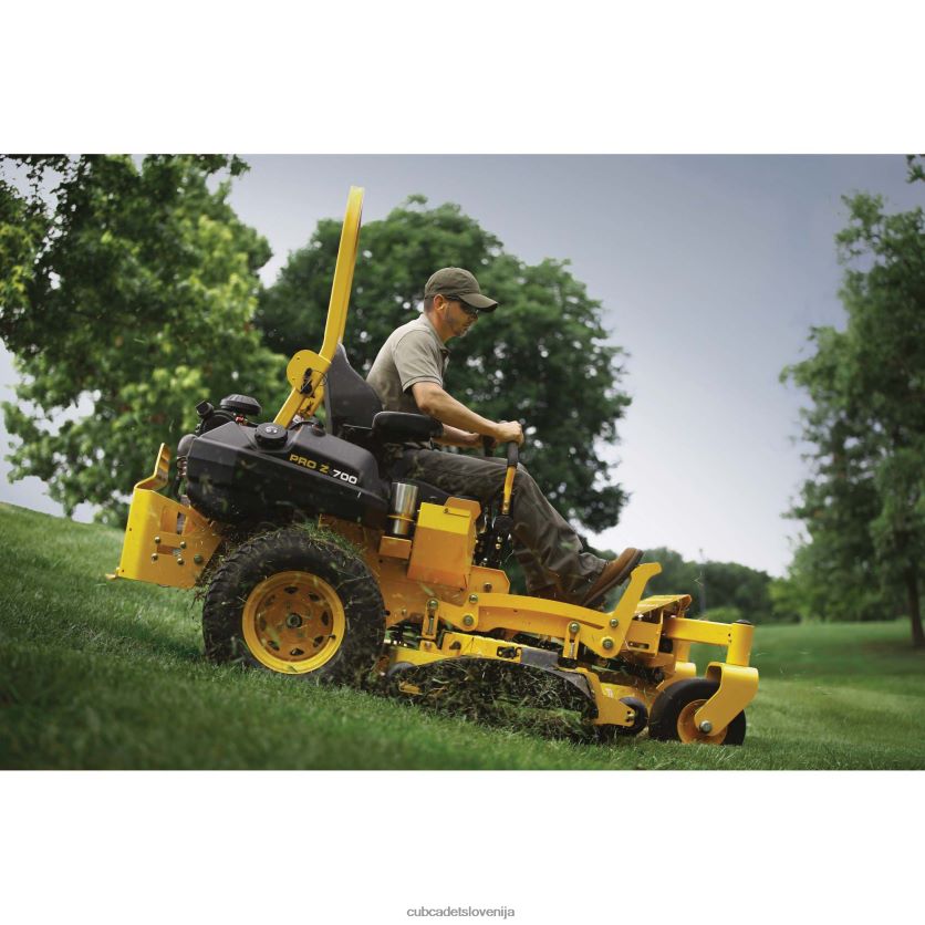 Cub Cadet pro z 760 l kw opremo XL2JH4264