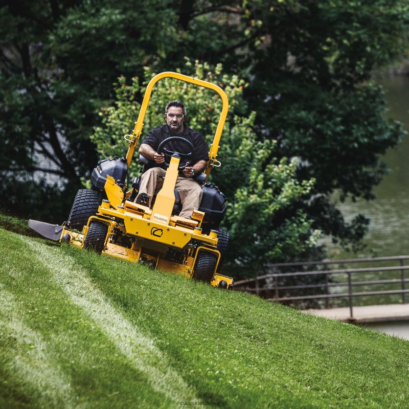 Cub Cadet pro z 960 s kw opremo XL2JH4267