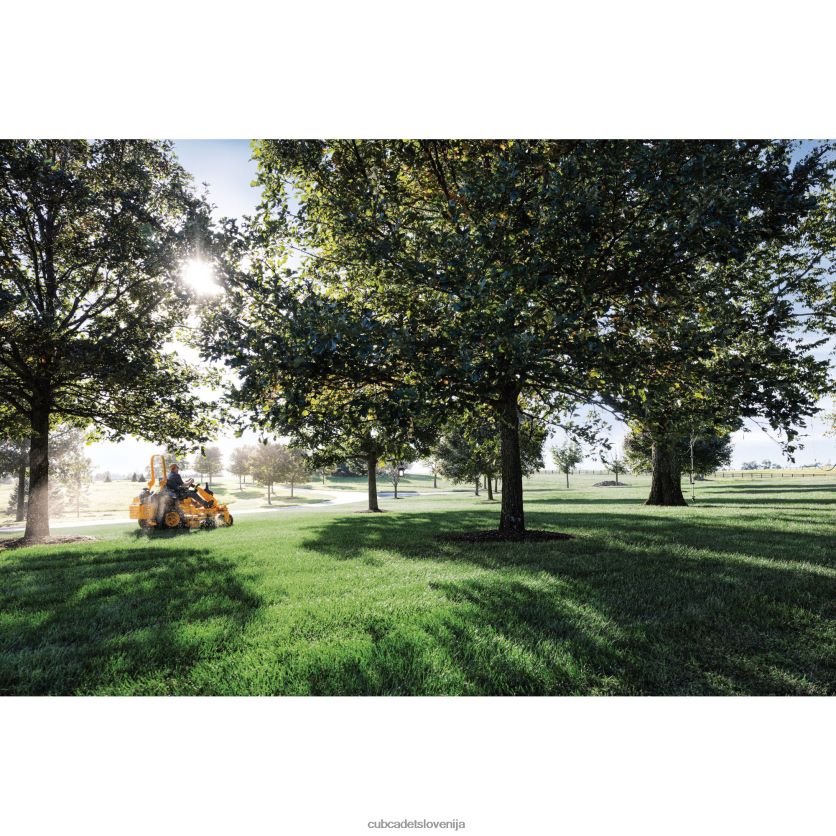 Cub Cadet pro z 972 s surepath opremo XL2JH4294
