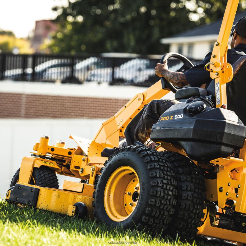 Cub Cadet pro z 972 sd opremo XL2JH4275