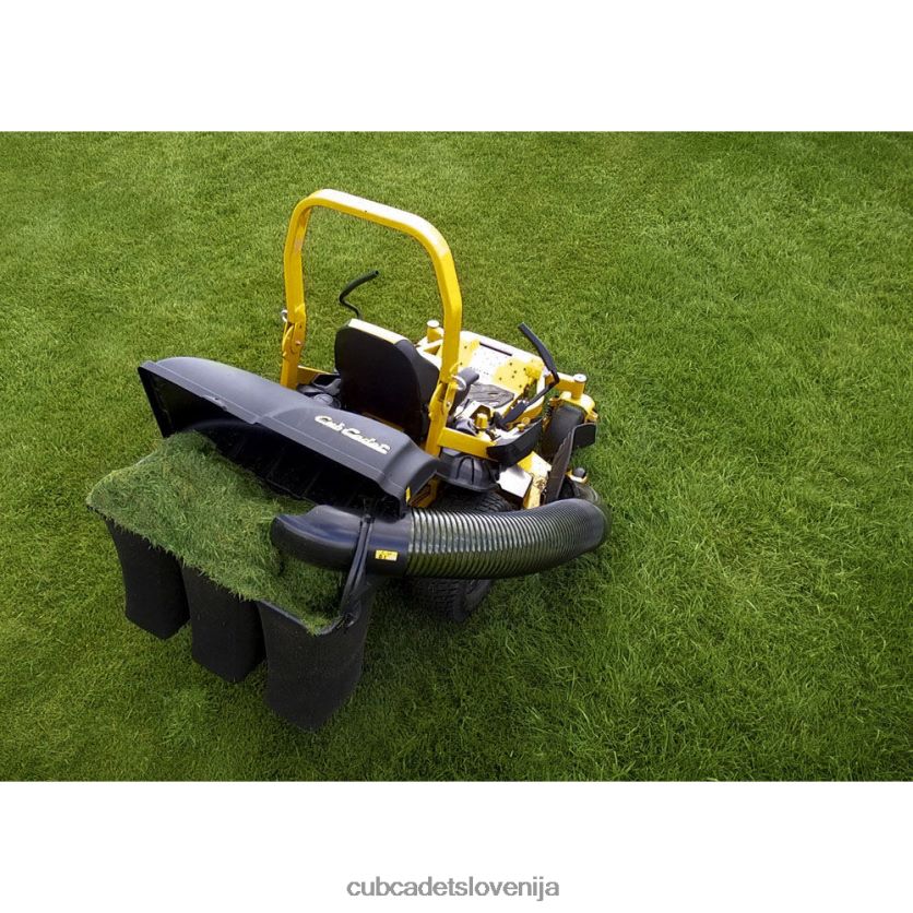 Cub Cadet trojna vrečka za 48-palčne krove pripomoček XL2JH4145
