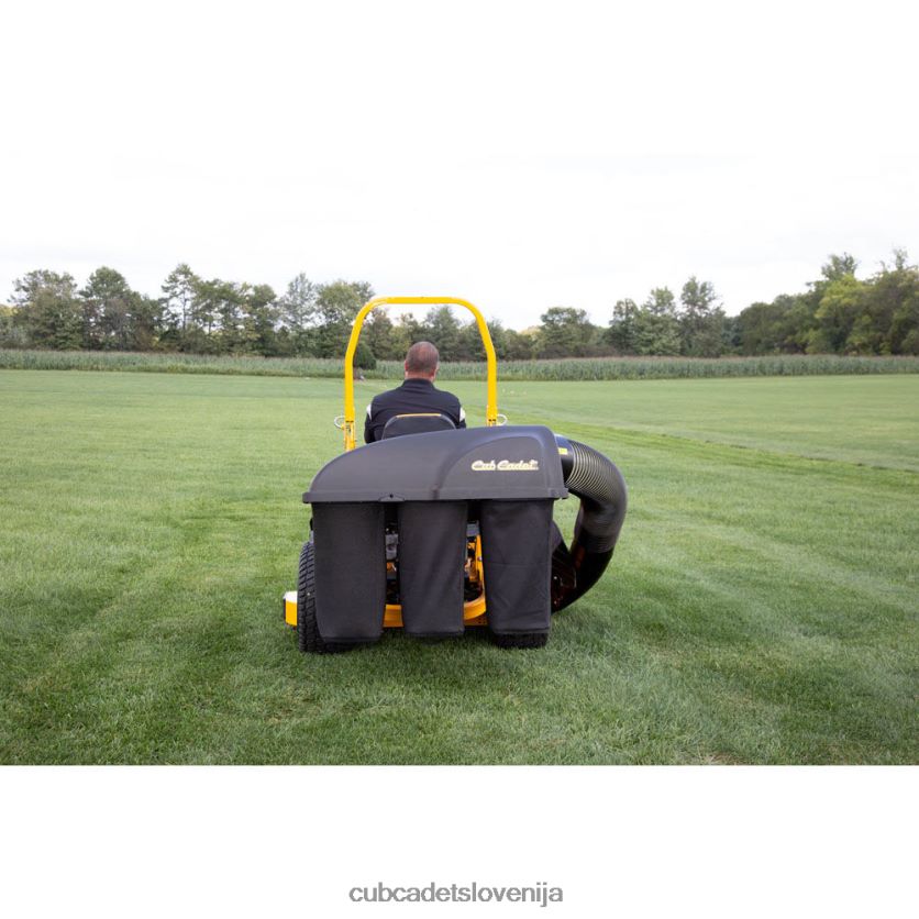 Cub Cadet trojna vrečka za 48-palčne krove pripomoček XL2JH4145