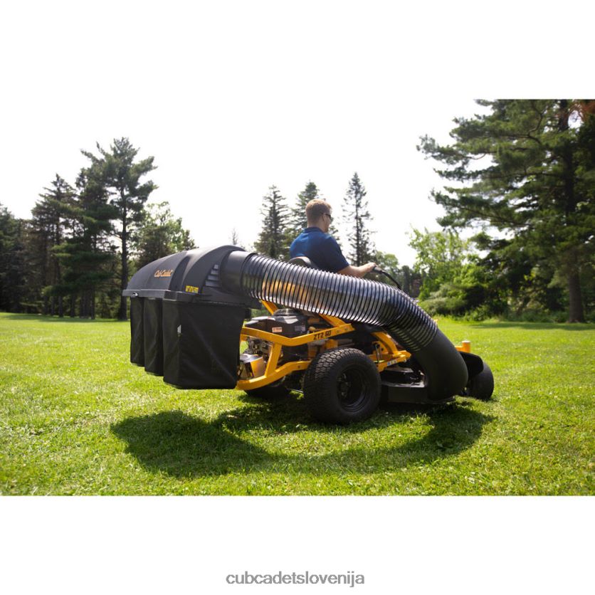 Cub Cadet trojni bager za 50- 54- in 60-palčne krove pripomoček XL2JH432