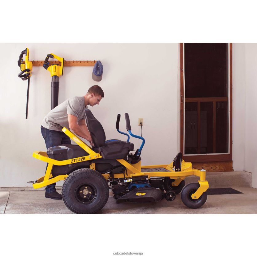 Cub Cadet zt1 42e opremo XL2JH410